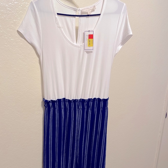 Jumpsuit - Picture 3 of 4